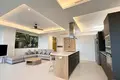 Villa de tres dormitorios 360 m² Sakhu, Tailandia