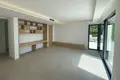 5 bedroom apartment 250 m² Marovici, Montenegro