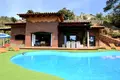 Willa 4 pokoi 285 m² Serrabrava, Hiszpania
