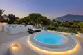 5-Schlafzimmer-Villa 447 m² Marbella, Spanien