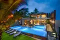 villa de 5 dormitorios 1 053 m² Ban Khao Pi Lai, Tailandia