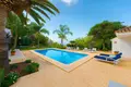 4-Schlafzimmer-Villa 397 m² Altea, Spanien