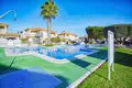 Bungalow z 2 sypialniami 54 m² Torrevieja, Hiszpania