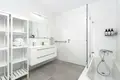 Квартира 4 комнаты 110 м² в Тель-Авиве, Израиль
