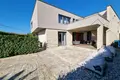 7 bedroom villa 375 m² Grad Porec, Croatia