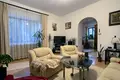 8 room house 220 m² Budakalasz, Hungary