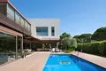 Casa 5 habitaciones 570 m² Castelldefels, España