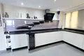Mieszkanie 2 pokoi 104 m² Mijas, Hiszpania