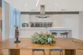 Mieszkanie 3 pokoi 195 m² Dubaj, Emiraty Arabskie