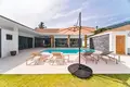 3 bedroom villa 230 m² Baan Lamai, Thailand
