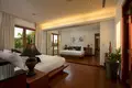 Casa 5 habitaciones 1 058 m² Phuket, Tailandia