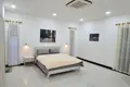 3 bedroom villa 300 m² Phuket, Thailand