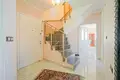 Квартира 5 комнат  Махмутлар, Турция