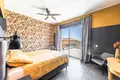 Villa de tres dormitorios 440 m² Marbella, España