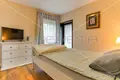 Haus 4 Zimmer 356 m² Zagreb, Kroatien