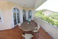 5 bedroom villa 410 m² Supetarska Draga, Croatia