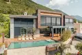 4 bedroom Villa 549 m² Dub, Montenegro