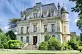 Castle 10 bedrooms 1 036 m² Gironde, France