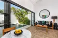 1 bedroom Villa 753 m² Kerobokan Kelod, Indonesia