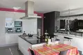 villa de 5 dormitorios 560 m² Calp, España