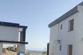 Жилой комплекс вилл 4+1 с бассейном в 150м от Средиземного моря 