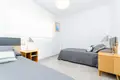 Mieszkanie 3 pokoi 98 m² Torrevieja, Hiszpania