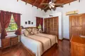 2 bedroom house 135 m² Roatan, Honduras