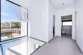 Villa de 4 dormitorios 270 m² Calp, España