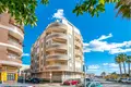 Mieszkanie 4 pokoi 70 m² Torrevieja, Hiszpania