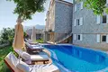 Villa 11 habitaciones 960 m² Kotor, Montenegro