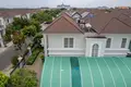 villa de 5 dormitorios 277 m² Sangkat Khmuonh, Camboya