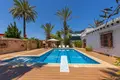 Villa de 4 dormitorios 168 m² Orihuela, Španjolska