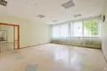 Bureau 690 m² à Riga, Lettonie