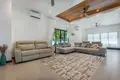 Вилла 4 спальни 317 м² Равай, Таиланд