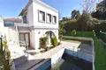 Mieszkanie 3 pokoi 180 m² Kargicak, Turcja