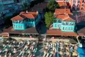 Отель 4* на берегу моря с собственным пляжем в Стамбуле.