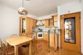 Haus 4 zimmer 878 m² Warschau, Polen