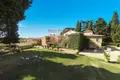 Propriété commerciale 3 969 m² à San Gimignano, Italie