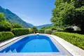 Villa de 4 dormitorios 305 m² Kotor, Montenegro