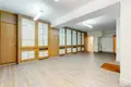 Commercial property 90 m² in Paris, France