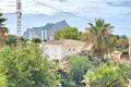 4-Schlafzimmer-Villa 243 m² Calp, Spanien