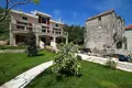 4-Schlafzimmer-Villa 497 m² Prcanj, Montenegro