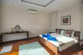 Villa de tres dormitorios 210 m² Phuket, Tailandia