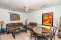 1 bedroom condo 63 m² West Bay, Honduras