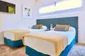 Stadthaus 4 Schlafzimmer 504 m² Marbella, Spanien