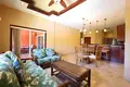 2 bedroom condo 125 m² West Bay, Honduras