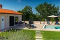 Dom 4 pokoi 230 m² Pula, Chorwacja