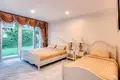 villa de 5 dormitorios 250 m² Phuket, Tailandia