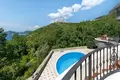 villa de 5 dormitorios 414 m² Petrovac, Montenegro