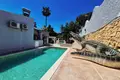 3-Schlafzimmer-Villa 250 m² lAlfas del Pi, Spanien